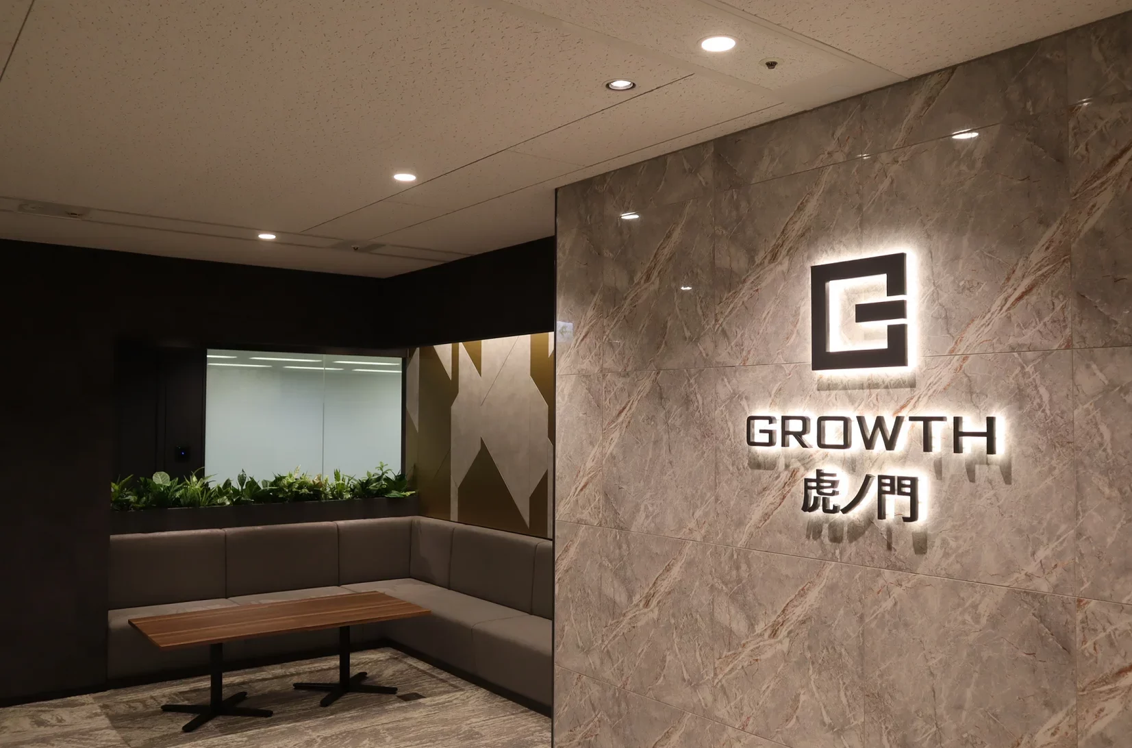 46698-8-0a42471ad1a5db5ec7fe9731af8423c0-2580x1200